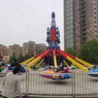 autocontrol de avión en parque